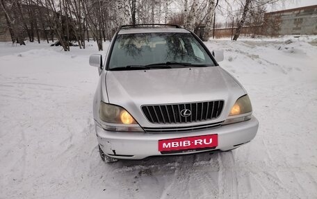 Lexus RX IV рестайлинг, 2000 год, 850 000 рублей, 1 фотография