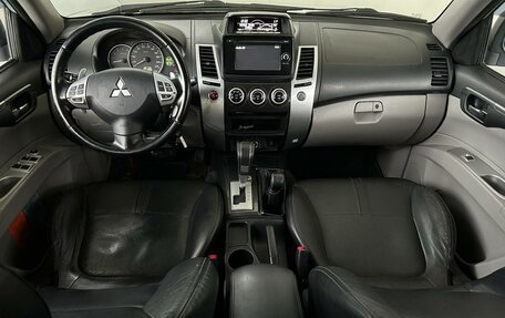 Mitsubishi Pajero Sport II рестайлинг, 2015 год, 1 699 000 рублей, 7 фотография