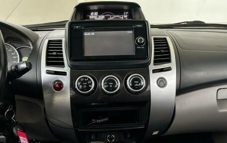 Mitsubishi Pajero Sport II рестайлинг, 2015 год, 1 699 000 рублей, 8 фотография