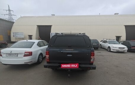 Toyota Hilux VII, 2014 год, 3 550 000 рублей, 2 фотография