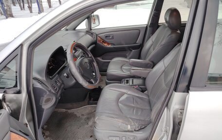 Lexus RX IV рестайлинг, 2000 год, 850 000 рублей, 11 фотография