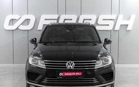 Volkswagen Touareg III, 2015 год, 3 299 000 рублей, 3 фотография