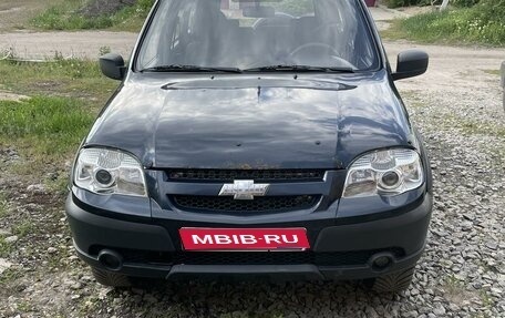 Chevrolet Niva I рестайлинг, 2010 год, 450 000 рублей, 1 фотография