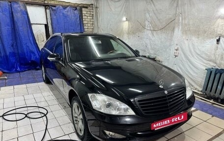 Mercedes-Benz S-Класс, 2006 год, 715 000 рублей, 3 фотография