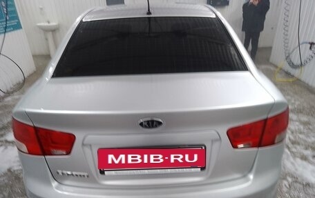 KIA Cerato III, 2010 год, 950 000 рублей, 2 фотография