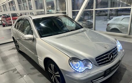 Mercedes-Benz C-Класс, 2001 год, 350 000 рублей, 3 фотография