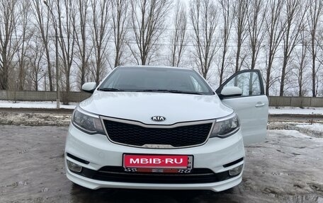 KIA Rio III рестайлинг, 2015 год, 1 200 000 рублей, 12 фотография