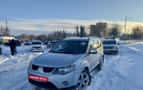 Mitsubishi Outlander III рестайлинг 3, 2008 год, 999 999 рублей, 3 фотография