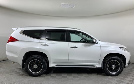 Mitsubishi Pajero Sport III рестайлинг, 2019 год, 2 648 000 рублей, 4 фотография