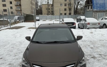 Hyundai Solaris II рестайлинг, 2014 год, 1 070 000 рублей, 1 фотография