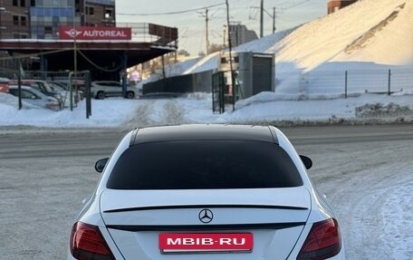 Mercedes-Benz E-Класс, 2019 год, 4 400 000 рублей, 4 фотография