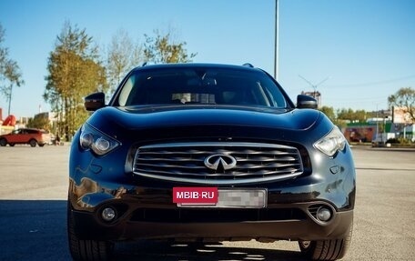 Infiniti FX II, 2010 год, 2 500 000 рублей, 2 фотография