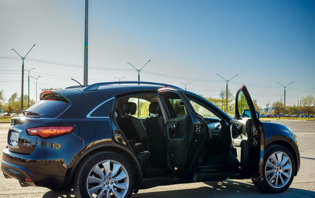 Infiniti FX II, 2010 год, 2 500 000 рублей, 9 фотография