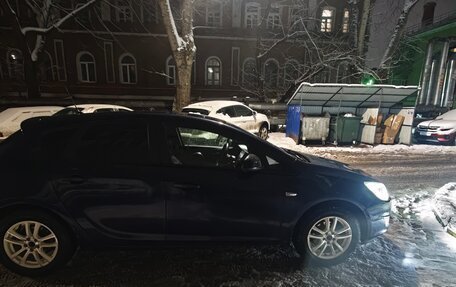 Opel Astra J, 2011 год, 800 000 рублей, 6 фотография