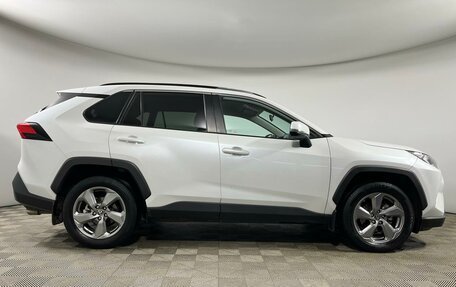 Toyota RAV4, 2019 год, 3 499 000 рублей, 4 фотография