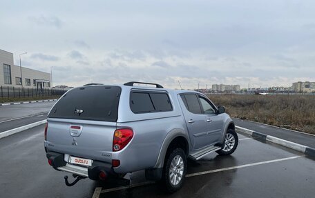 Mitsubishi L200 IV рестайлинг, 2014 год, 1 950 000 рублей, 2 фотография