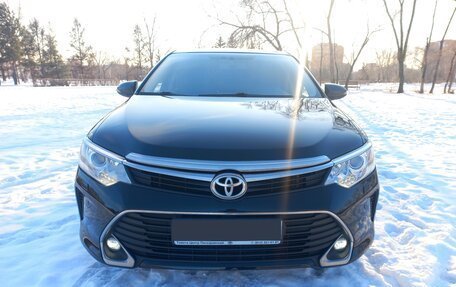 Toyota Camry, 2016 год, 2 300 000 рублей, 2 фотография