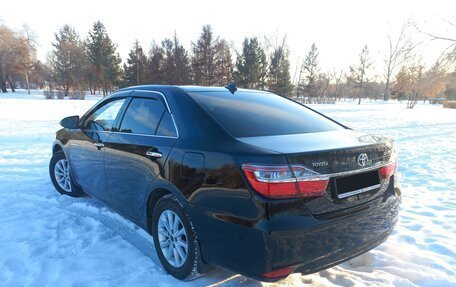 Toyota Camry, 2016 год, 2 300 000 рублей, 4 фотография