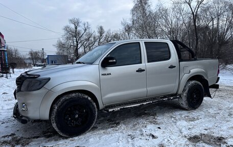 Toyota Hilux VII, 2012 год, 2 200 000 рублей, 6 фотография