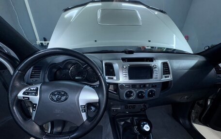 Toyota Hilux VII, 2012 год, 2 200 000 рублей, 21 фотография