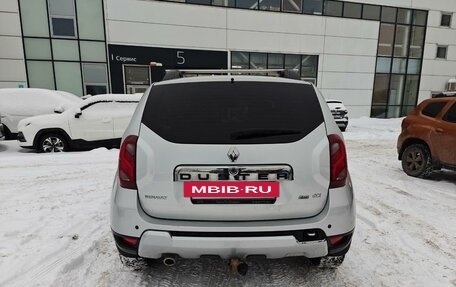 Renault Duster I рестайлинг, 2017 год, 1 560 000 рублей, 4 фотография