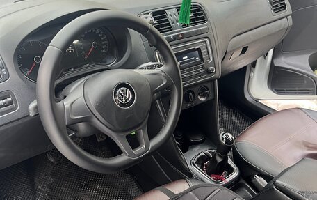 Volkswagen Polo VI (EU Market), 2018 год, 1 100 000 рублей, 13 фотография