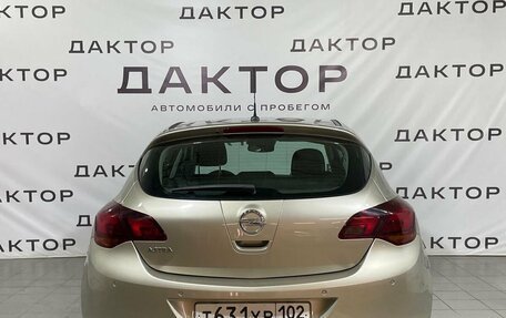 Opel Astra J, 2011 год, 999 000 рублей, 5 фотография