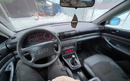 Audi A4, 1997 год, 365 000 рублей, 2 фотография