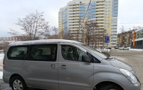 Hyundai Grand Starex Grand Starex I рестайлинг 2, 2016 год, 3 000 050 рублей, 3 фотография