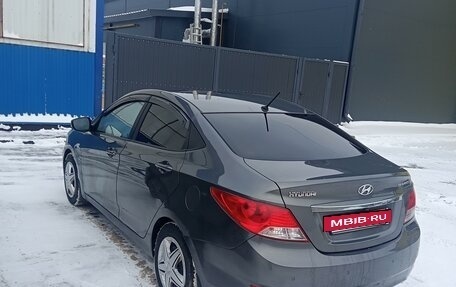 Hyundai Solaris II рестайлинг, 2011 год, 749 000 рублей, 2 фотография