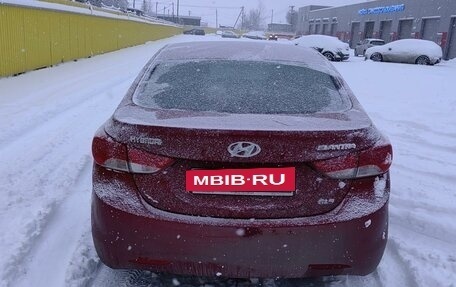 Hyundai Elantra V, 2012 год, 950 000 рублей, 11 фотография