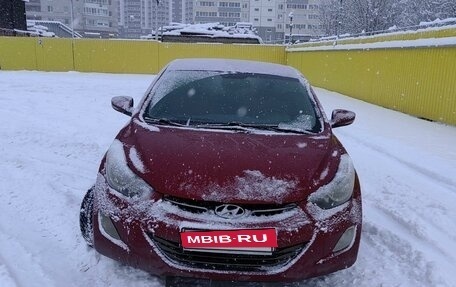 Hyundai Elantra V, 2012 год, 950 000 рублей, 13 фотография