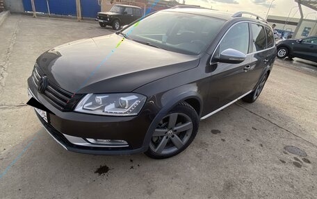 Volkswagen Passat B7, 2012 год, 1 780 000 рублей, 3 фотография