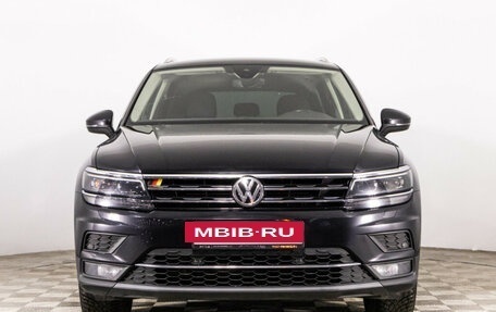 Volkswagen Tiguan II, 2019 год, 2 459 000 рублей, 2 фотография