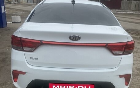 KIA Rio IV, 2018 год, 1 500 000 рублей, 4 фотография