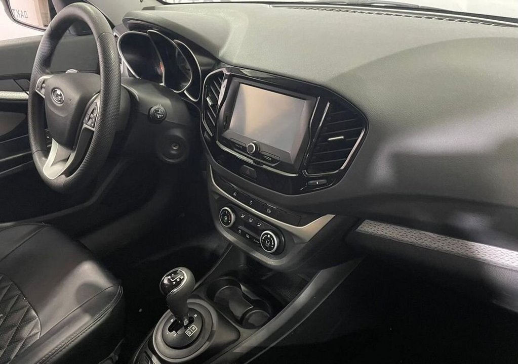 ВАЗ (LADA) Vesta Cross, 2019 год, 1 070 000 рублей, 16 фотография