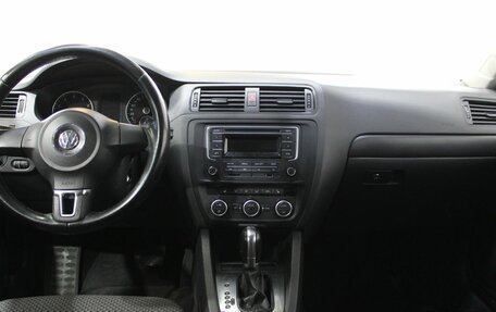 Volkswagen Jetta VI, 2013 год, 779 000 рублей, 14 фотография