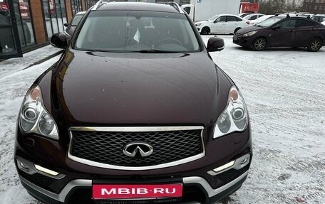 Infiniti QX50 I рестайлинг, 2017 год, 3 100 000 рублей, 2 фотография