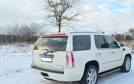 Cadillac Escalade III, 2010 год, 1 750 000 рублей, 7 фотография