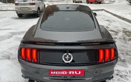 Ford Mustang VI рестайлинг, 2018 год, 3 350 000 рублей, 4 фотография