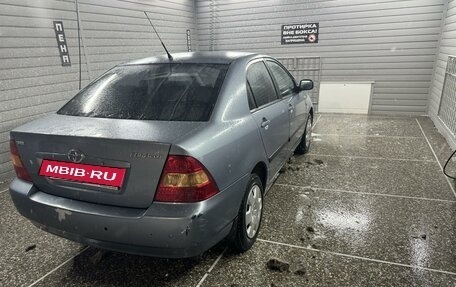 Toyota Corolla, 2003 год, 800 000 рублей, 4 фотография