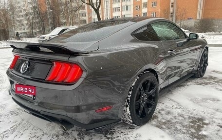 Ford Mustang VI рестайлинг, 2018 год, 3 350 000 рублей, 8 фотография