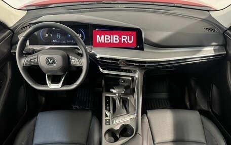 Changan CS35 Plus, 2023 год, 2 099 800 рублей, 10 фотография