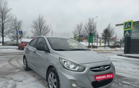 Hyundai Solaris II рестайлинг, 2012 год, 675 000 рублей, 2 фотография