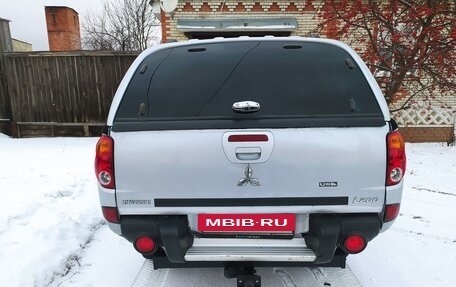 Mitsubishi L200 IV рестайлинг, 2011 год, 890 000 рублей, 8 фотография