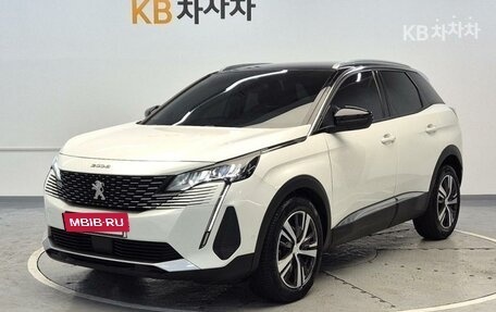 Peugeot 3008 II, 2022 год, 2 400 000 рублей, 2 фотография