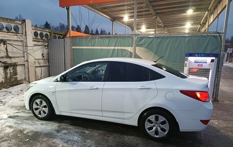 Hyundai Solaris II рестайлинг, 2014 год, 1 200 000 рублей, 1 фотография