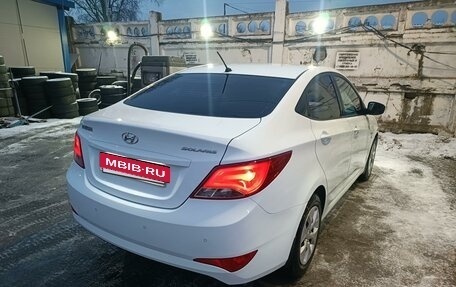 Hyundai Solaris II рестайлинг, 2014 год, 1 200 000 рублей, 3 фотография