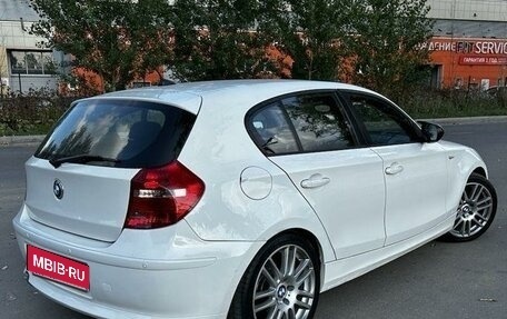 BMW 1 серия, 2011 год, 870 000 рублей, 1 фотография