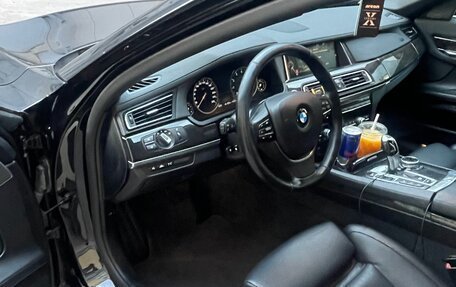 BMW 7 серия, 2014 год, 2 400 000 рублей, 8 фотография